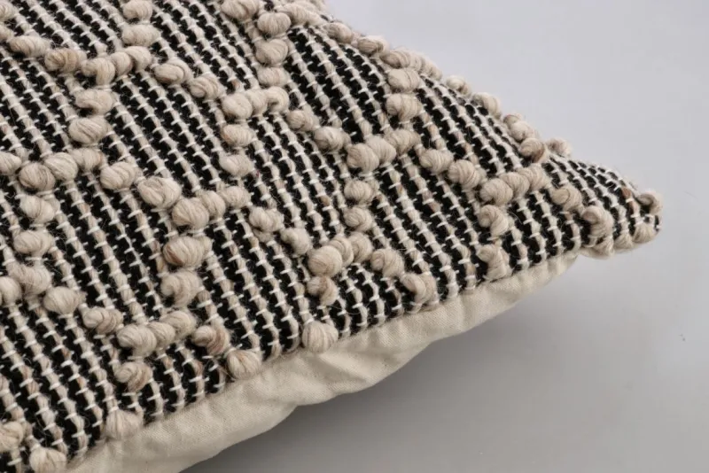 Bizzotto CUSCINO DHAWAN NERO-NATURALE 80X80